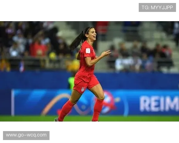 攀岩世界杯现黑马，16岁小将刷新速度赛世界纪录